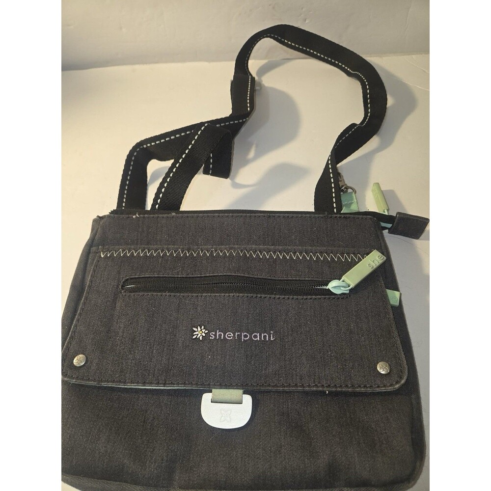 Sherpani Zooma Gray Black Crossbody Purse Bag Purse Mint Green Accents Canvas